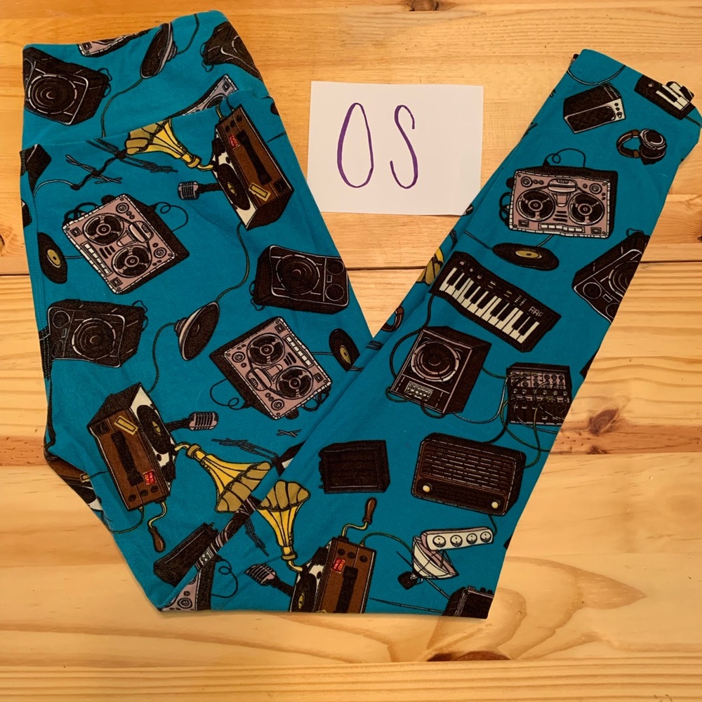 One Size LuLaRoe Leggings (unicorn)